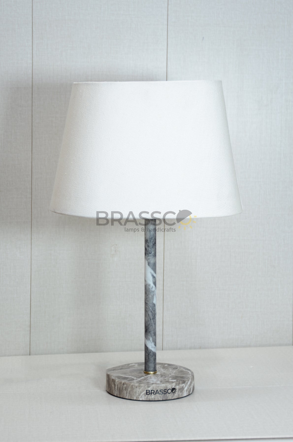Brown Marble-Texture Brass Rod Metal Lamp