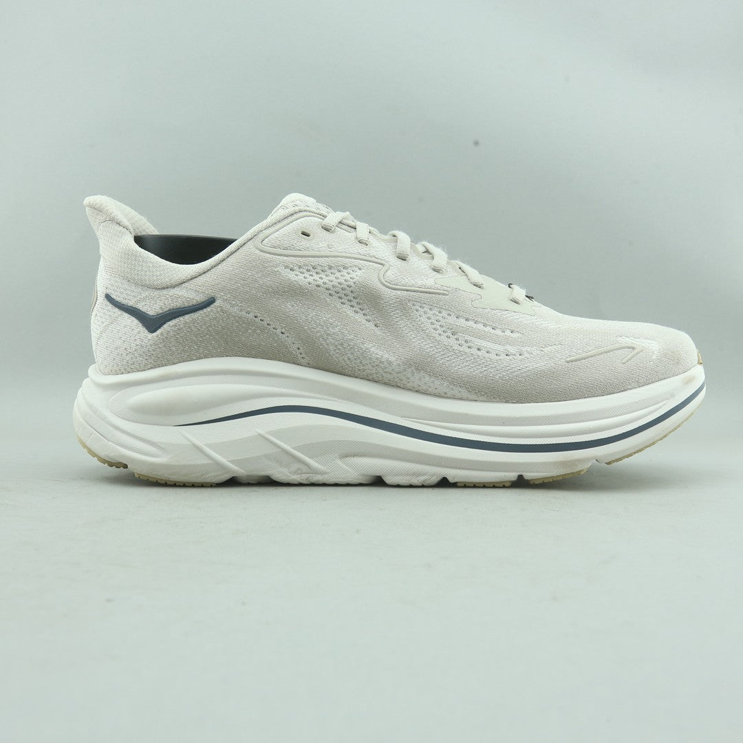 HOKA ONE ONE CLIFTON 10