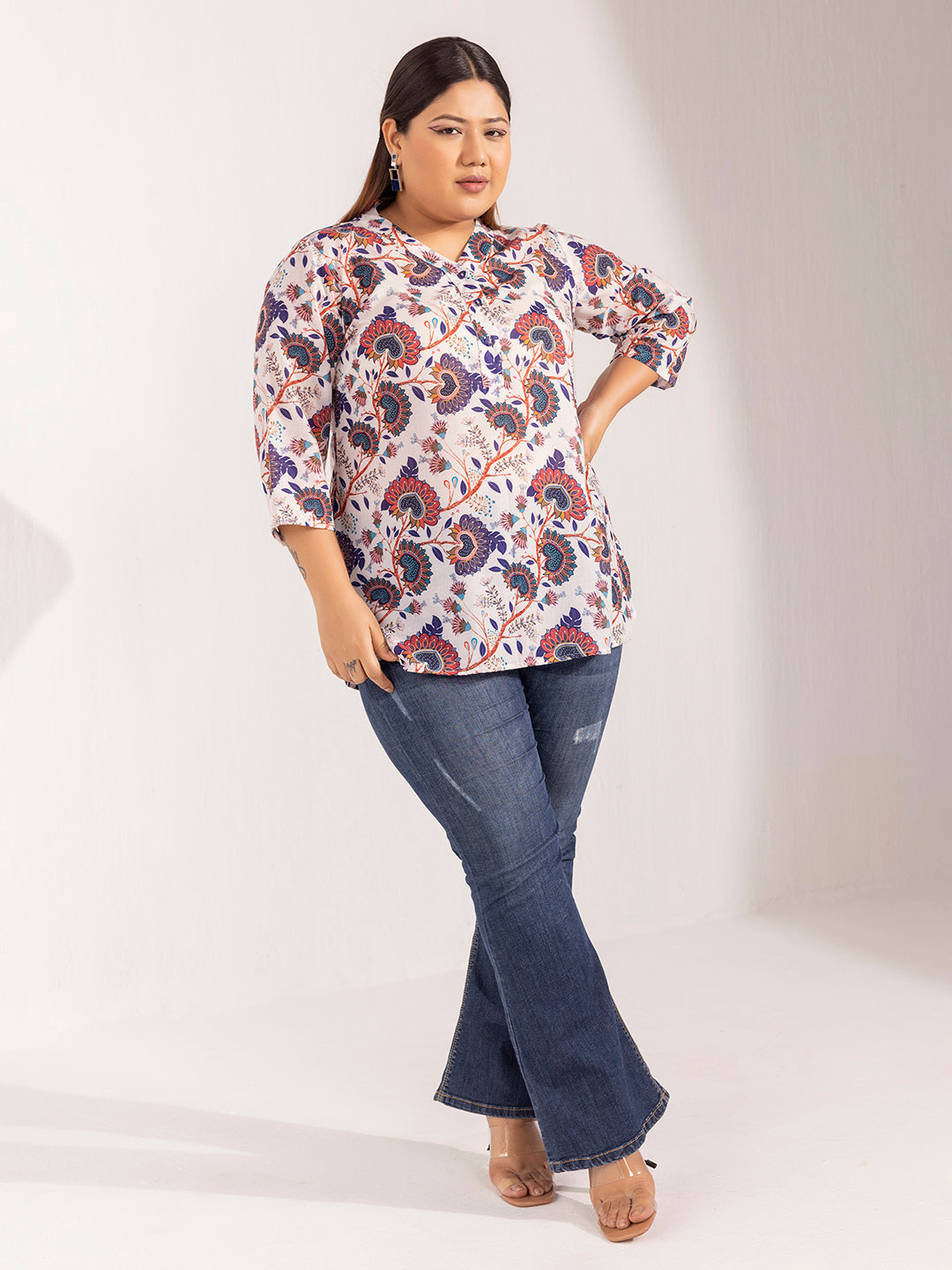 Chic V-Neck Floral Printed Top