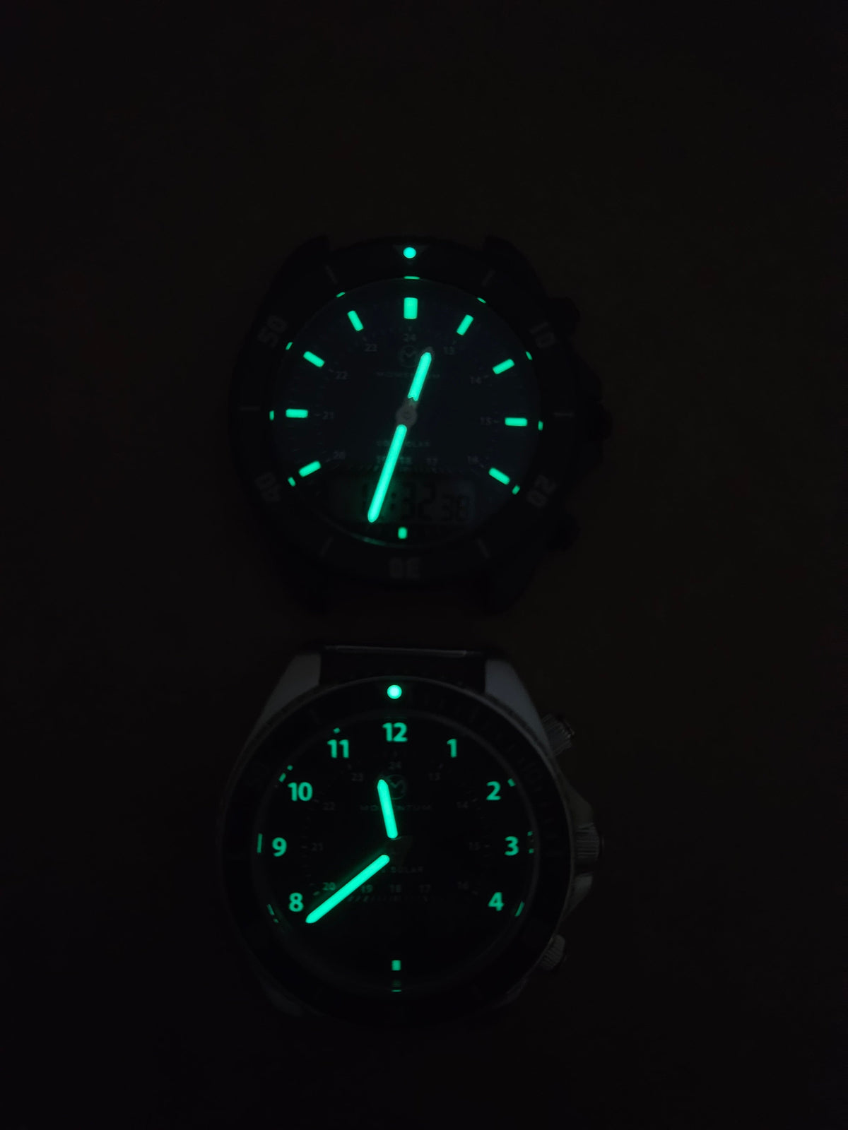 UDT Black-Ion Arabic Numeral [42mm]
