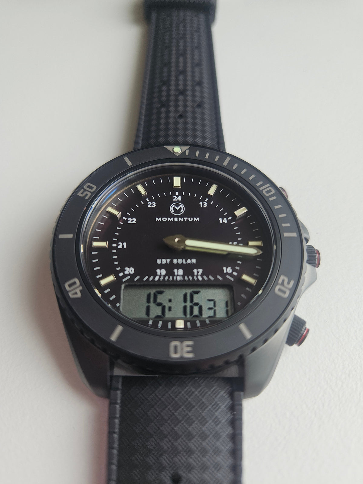 UDT Black-Ion Baton Dial [42mm]