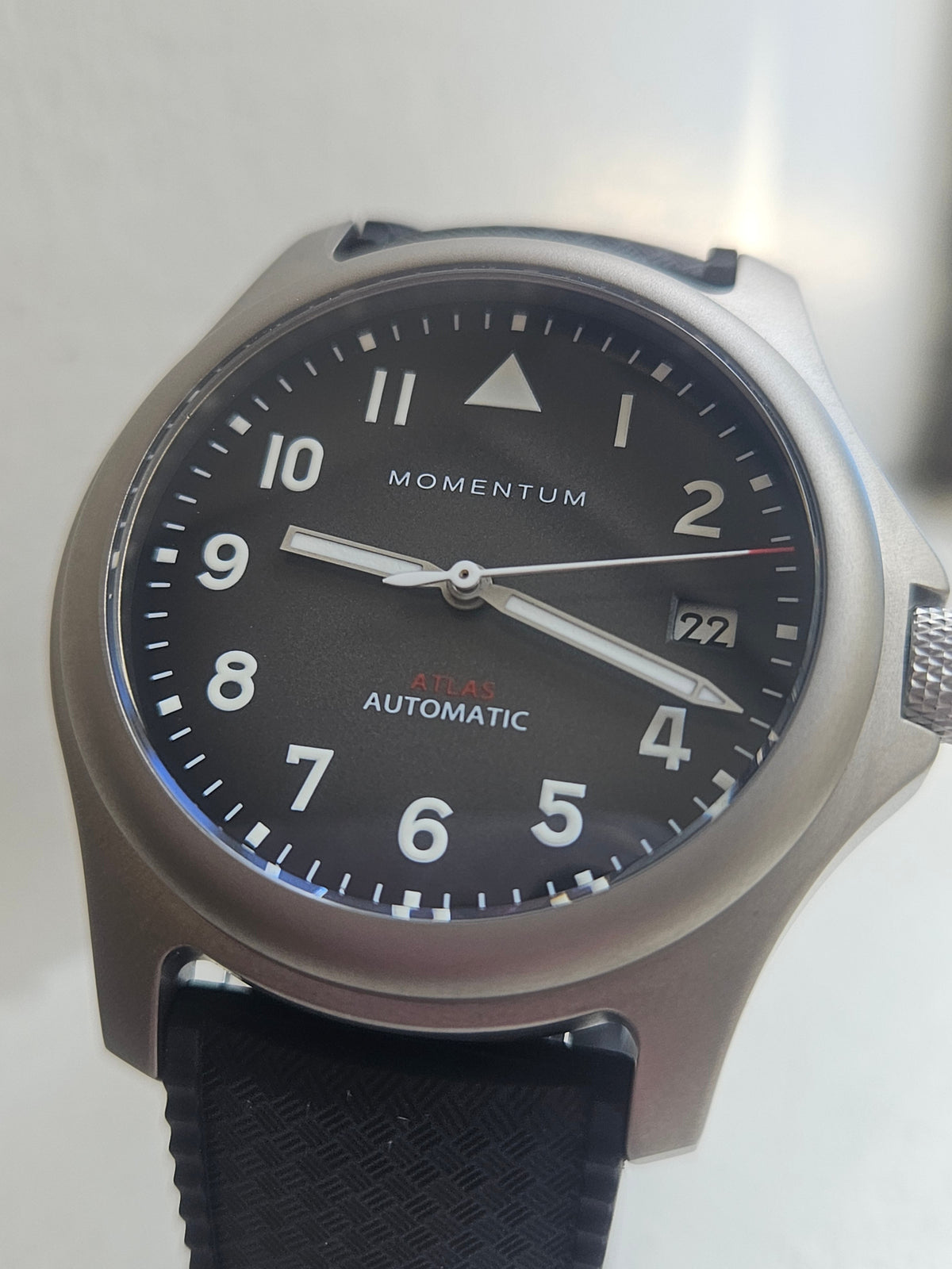 Atlas Automatic Gradient Black [38mm]