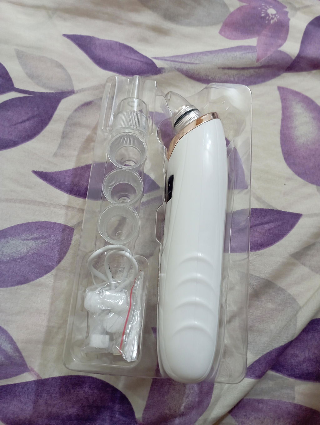 Facial Beauty - 5 in 1 Blackhead Remover Machine