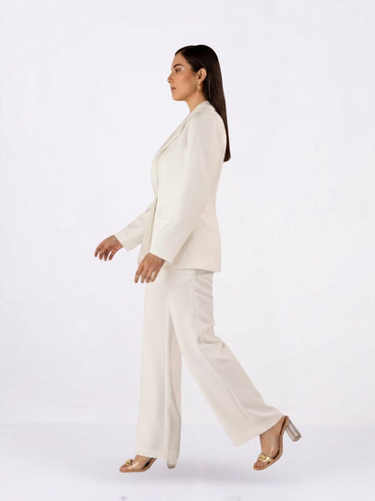 Women White Single breasted Stretch Formal Pant Suit