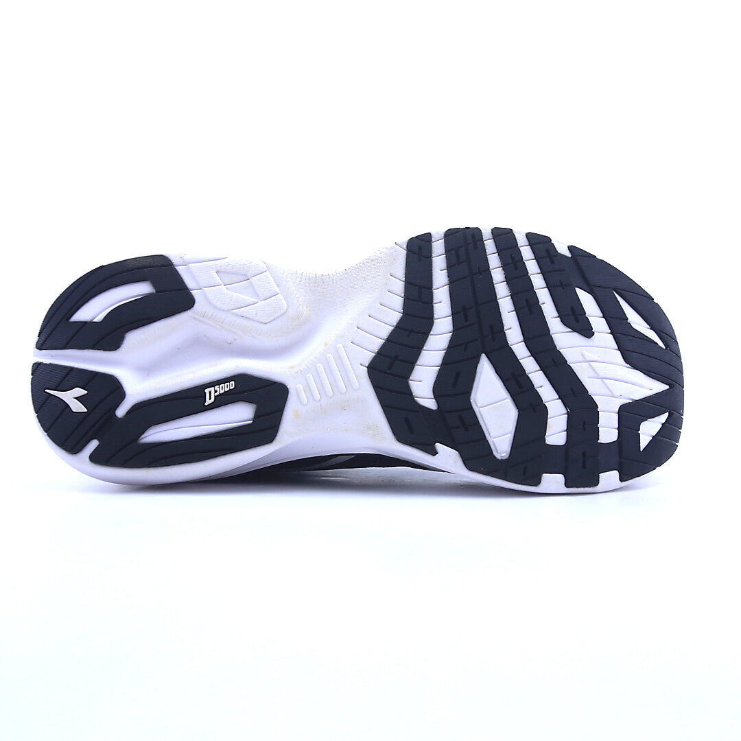 DIADORA NUCLEO 2