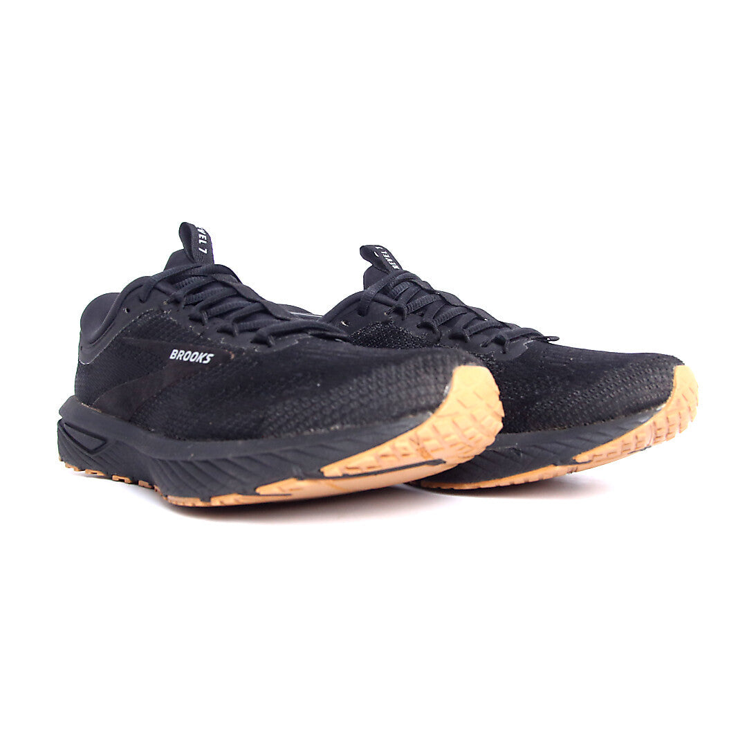 BROOKS  REVEL 7