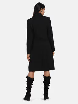 Formal Black Overcoat with Spread Collar and Button Closure