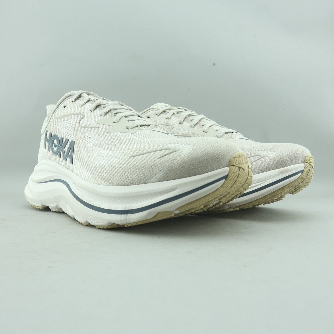 HOKA ONE ONE CLIFTON 10