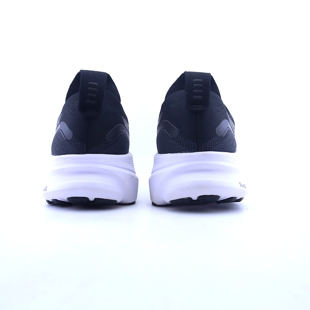 ASICS GEL-KAYANO 32