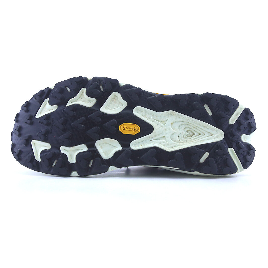 HOKA ONE ONE SPEEDGOAT 7
