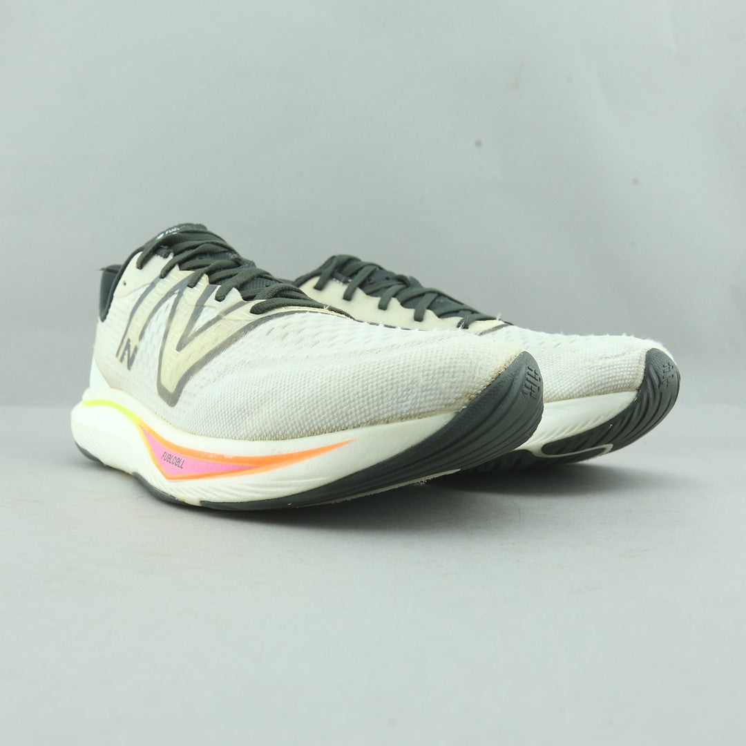 NEW BALANCE  FUELCELL REBEL V3