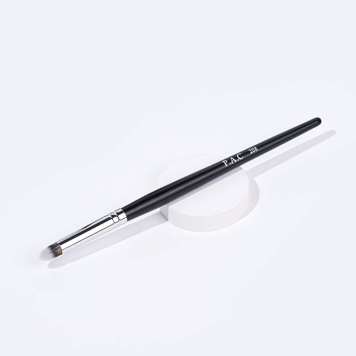 Eyeshadow Blending Brush 208