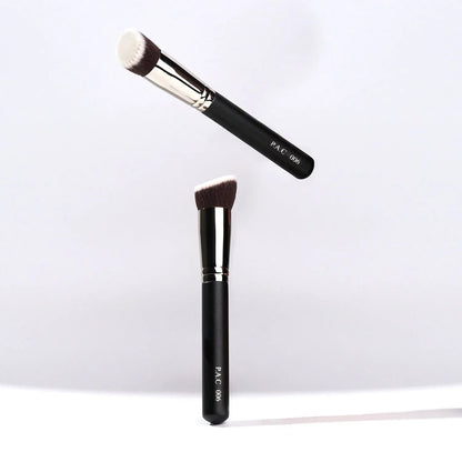 Foundation Application Brush 006