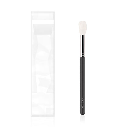 Powder Brush 036