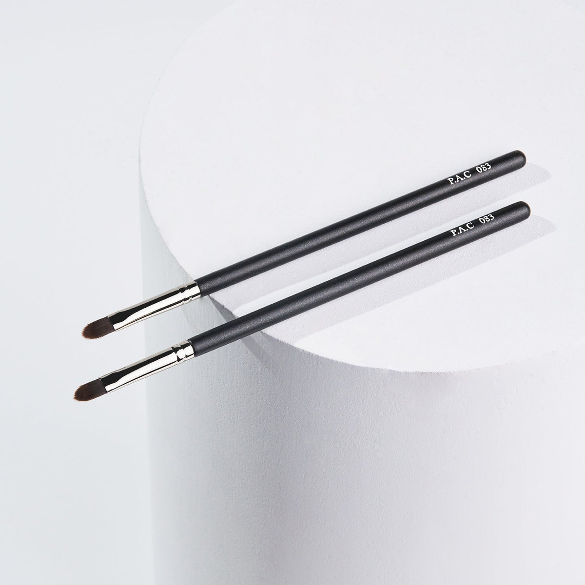 Lip Brush 083