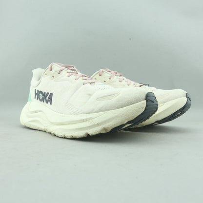 HOKA ONE ONE ARAHI 8