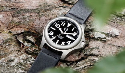 Atlas Eclipse Solar [42mm] - Black