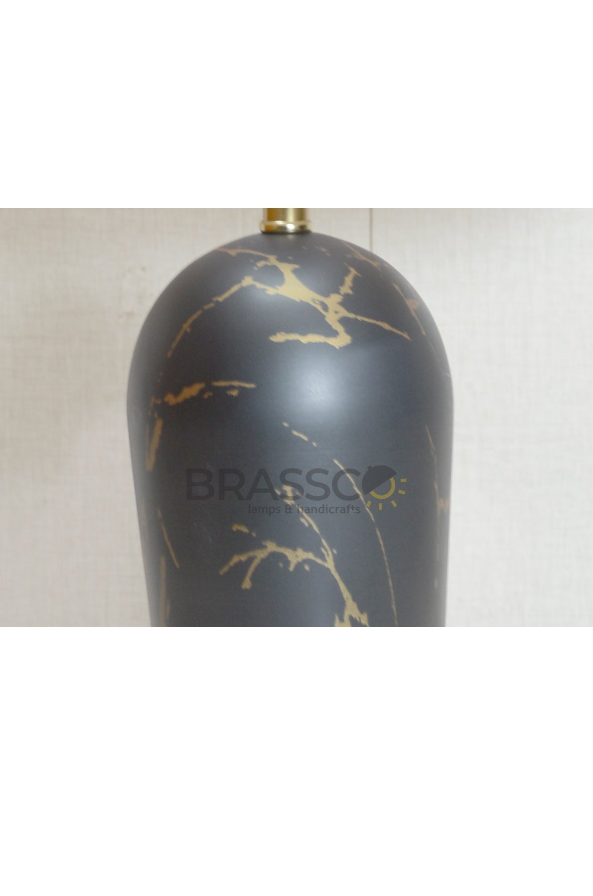 Black-Texture Brass Metal Table Lamp - Style 02