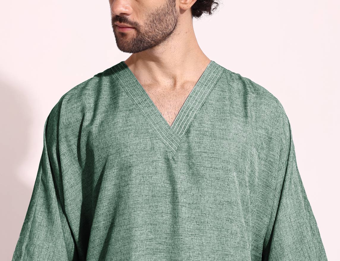 Classic V-Neck Thobe: Men's Casual Green Arabic Wear