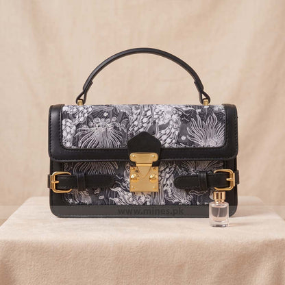 Bloom Cluck Handbag – HandBag For Women