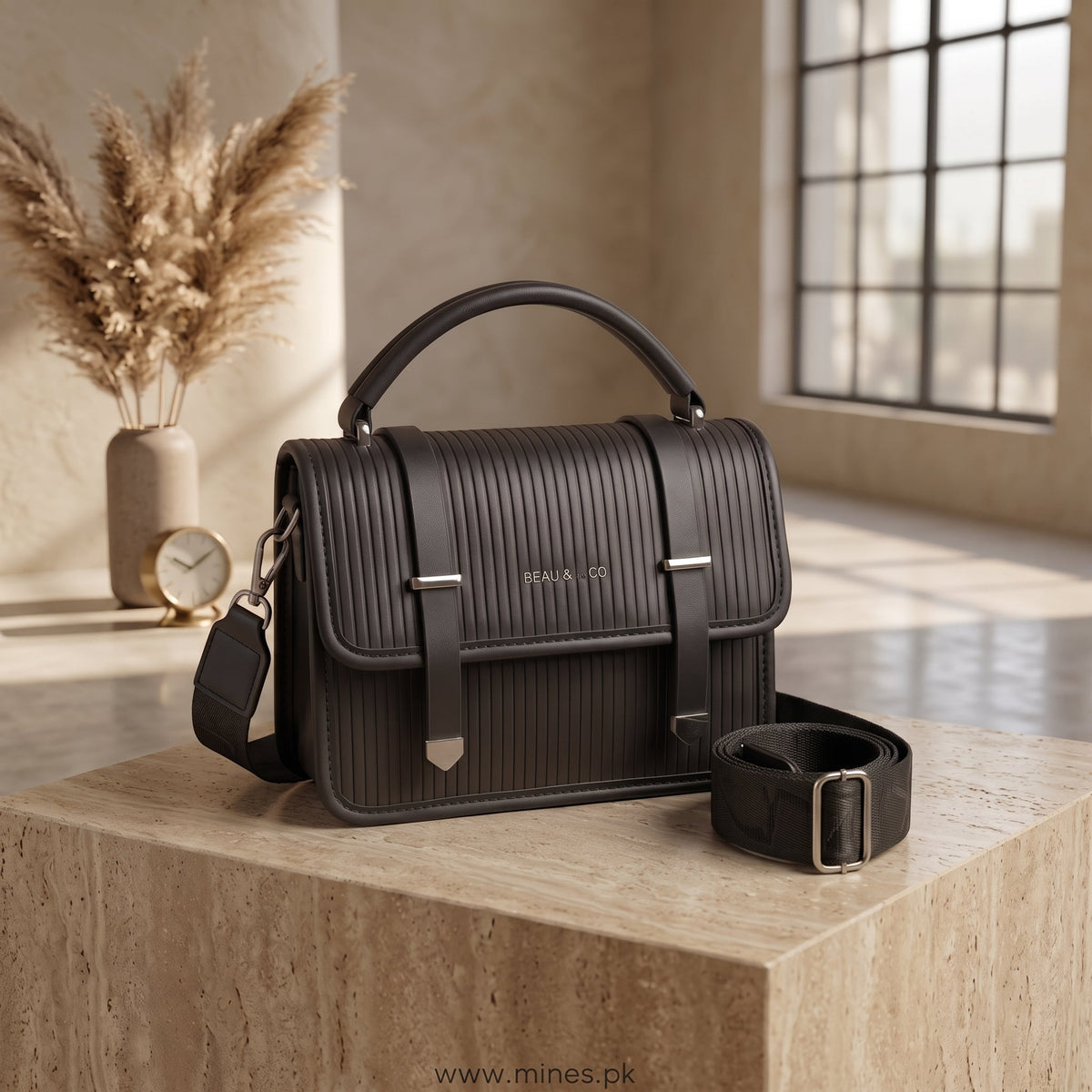 Flare Deluxe handbag