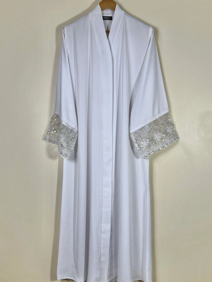 Off White - Gleam of Reverie Abaya - HJ1722