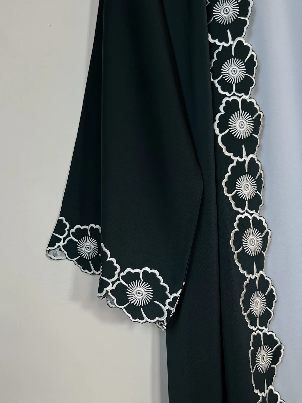 Bottle Green - Fleur Embroidered Abaya HJ1718