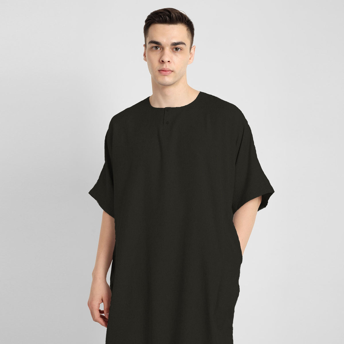 Modern Minimalist Mens Black Thobe