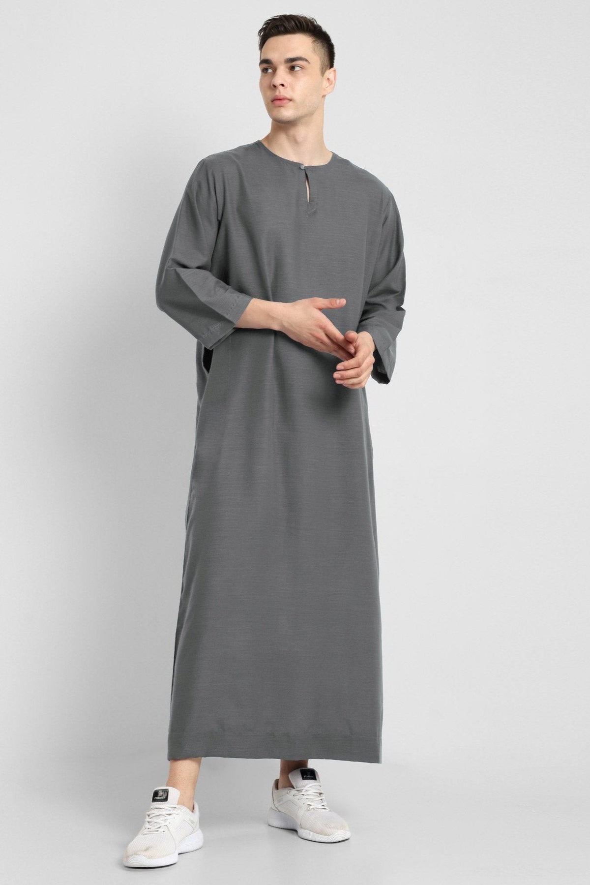 Palette of Elegance Grey Thobe
