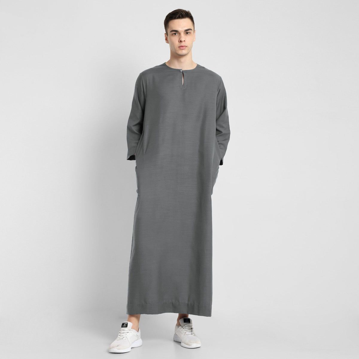 Palette of Elegance Grey Thobe