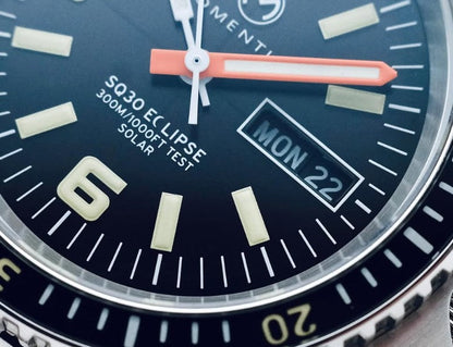 Sea Quartz 30 Eclipse - Solar Dive Watch [42mm]