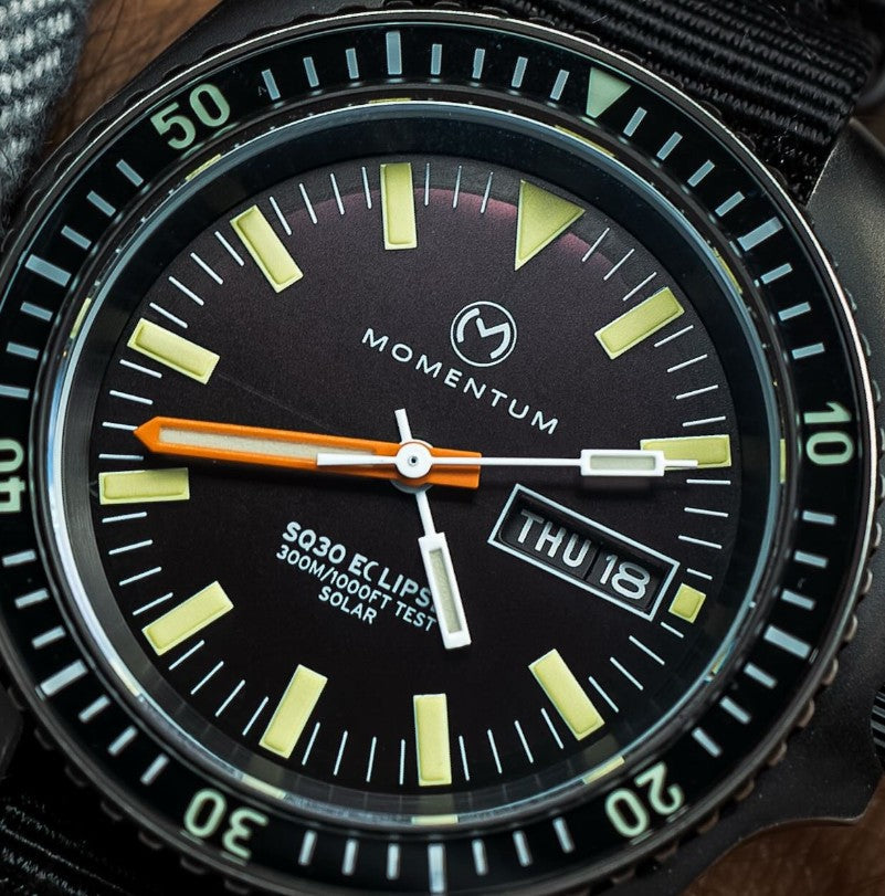Sea Quartz 30 Eclipse - Solar Black-Ion [42mm]