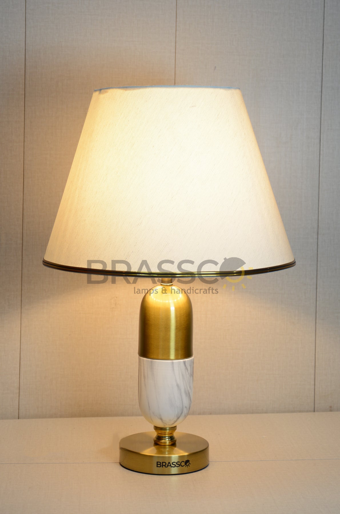 White-Texture Oval Brass Metal Table Lamp