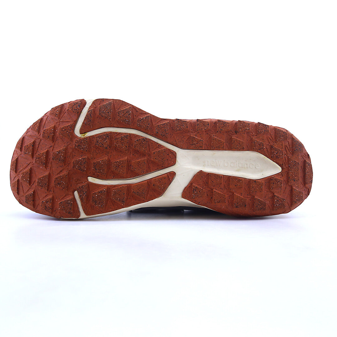 NEW BALANCE DYNASOFT NITREL V6