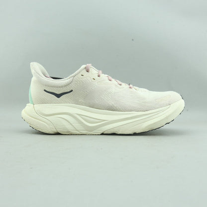 HOKA ONE ONE ARAHI 8