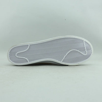 NIKE COURT LEGACY NEXT NATURE