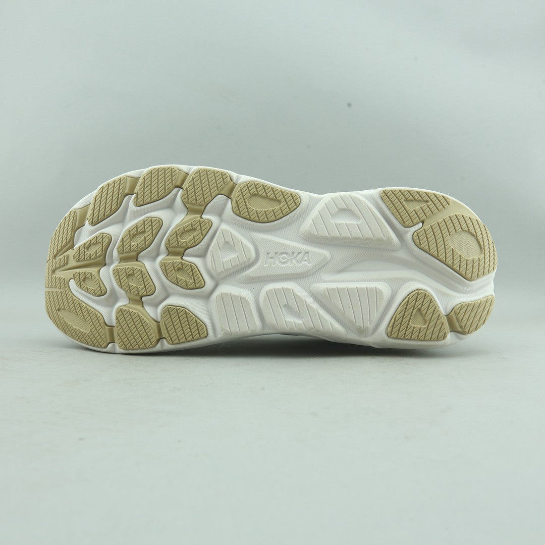 HOKA ONE ONE CLIFTON 10