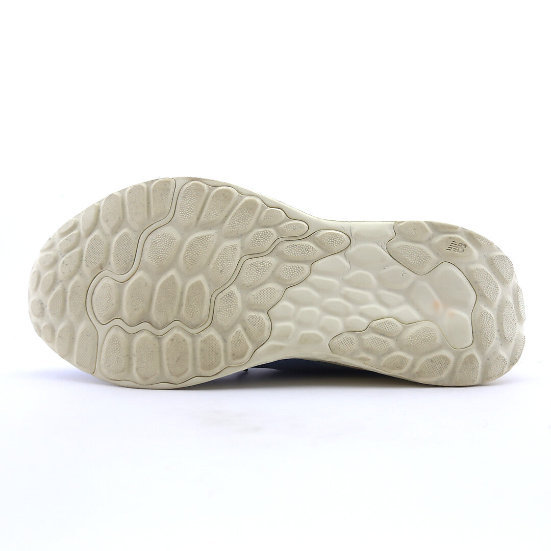 NEW BALANCE  FRESH FOAM ARISHI V4