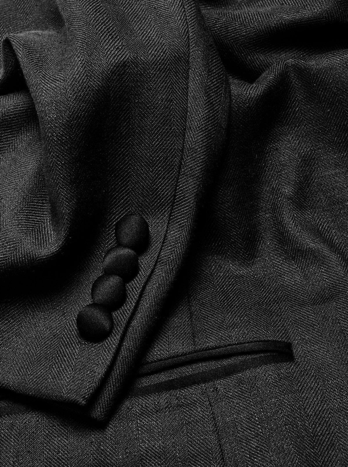 Shadow Black Linen Tuxedo