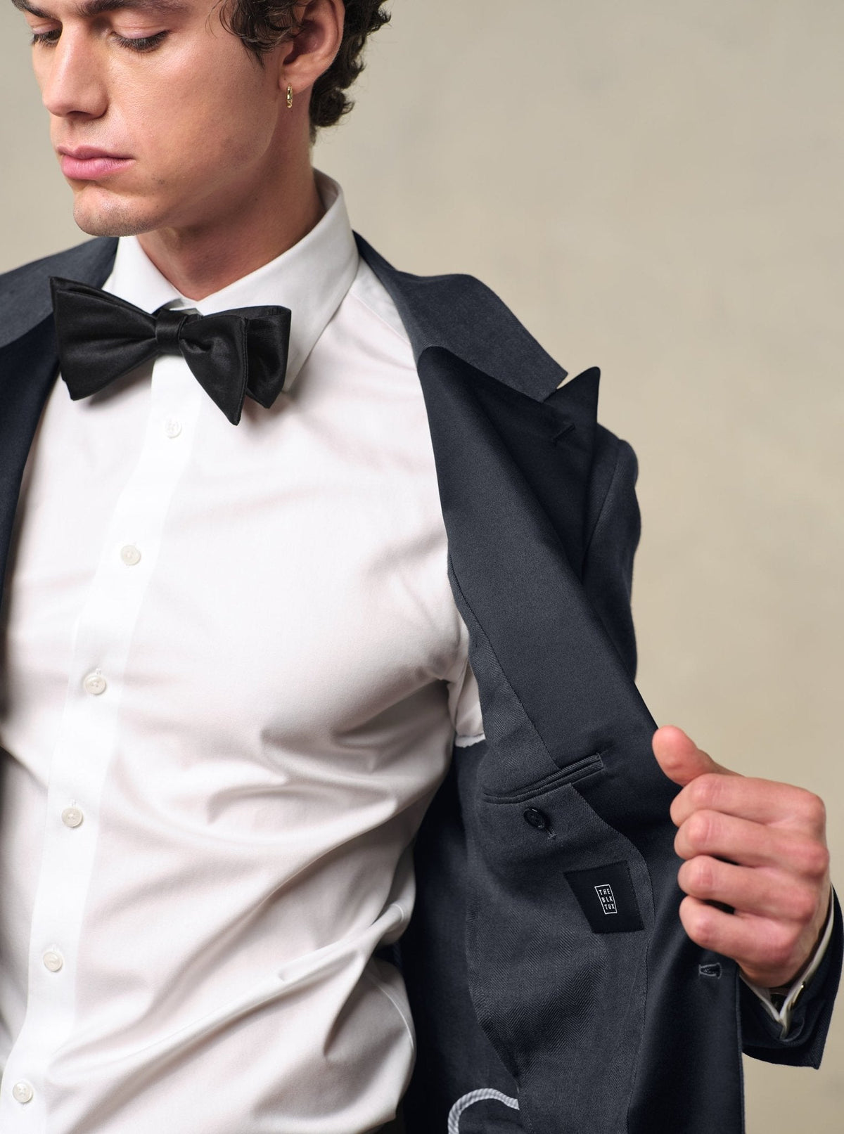 Shadow Black Linen Tuxedo