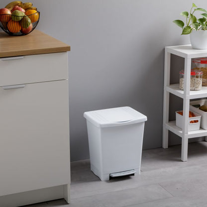 Pedal Dust Bin Millenium White (Made in Spain)