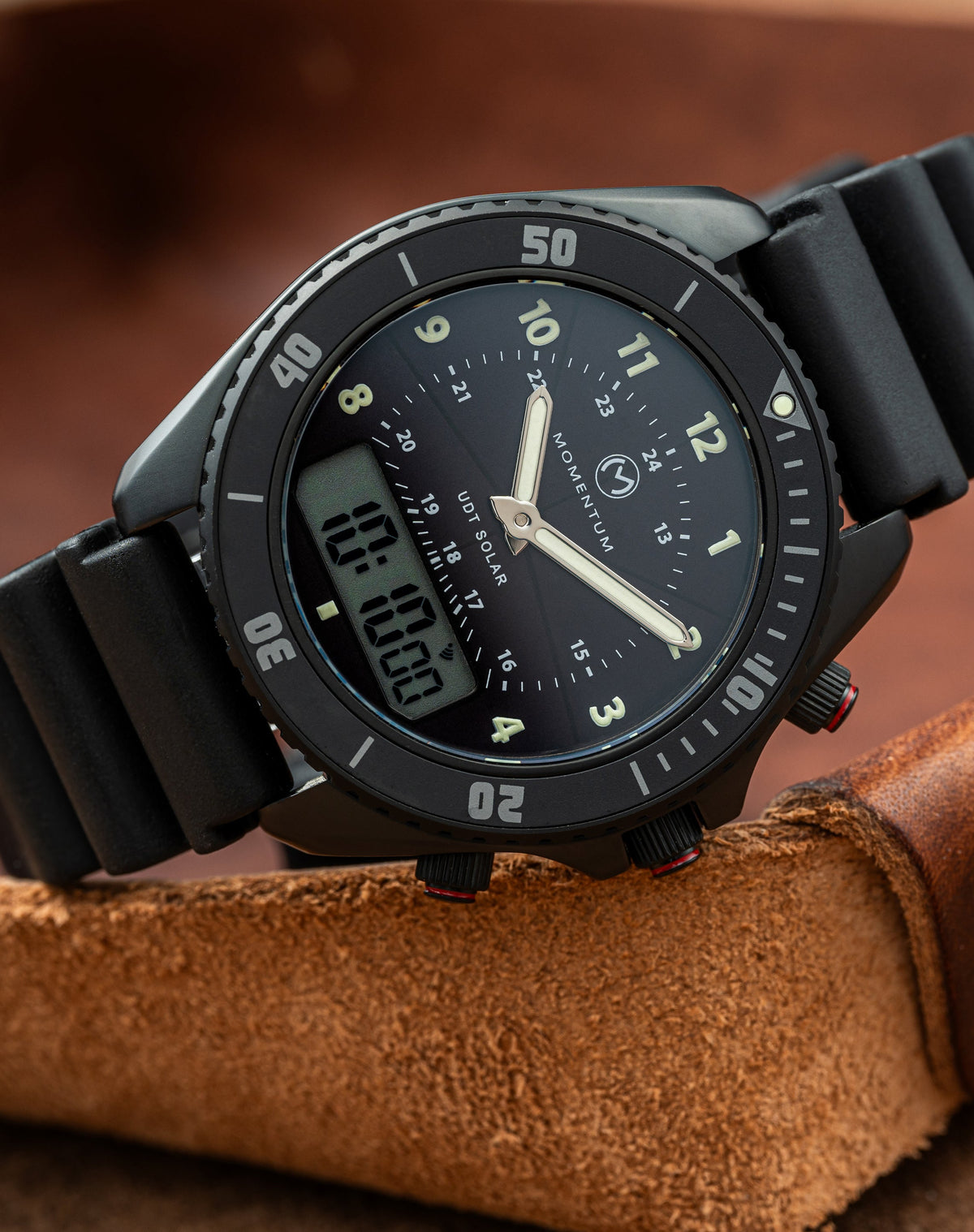 UDT Black-Ion Arabic Numeral [42mm]